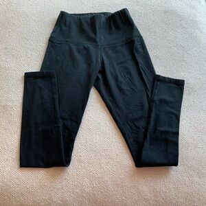Leggings size small